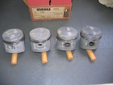 4 COMPLETE PISTONS OPEL KADETT