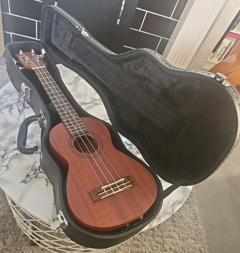 Lani ukulele all solid - ukulele,