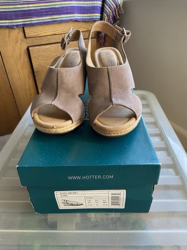 Hotter ruffle suede beige - suede,