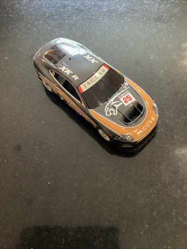 Scalextric jaguar xkr - scalextric,