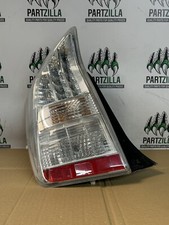 TOYOTA PRIUS MK3 PASSENGER SIDE LEFT BREAK LIGHT 2009 - 2015