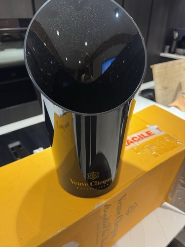 Veuve clicquot ice bucket - veuve,