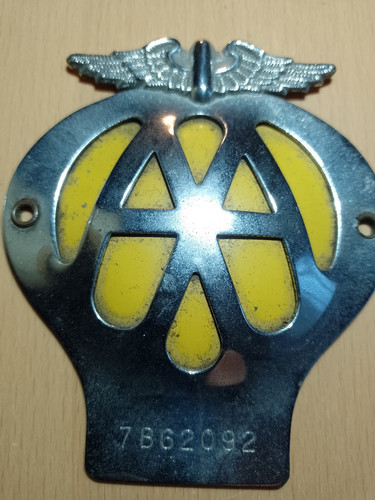 Badge 1960 1961 clean - aa, 1960-1961