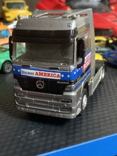 Maisto 1:50 Scale Mercedes