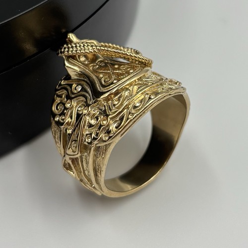 Heavy saddle 9ct gold - heavy,