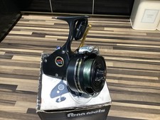 Vintage Penn 704Z spinning