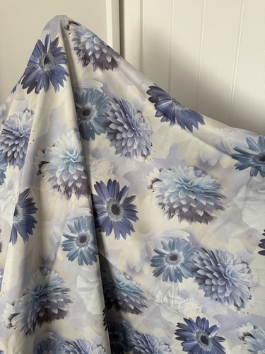 Metre floral havana satin - metre,