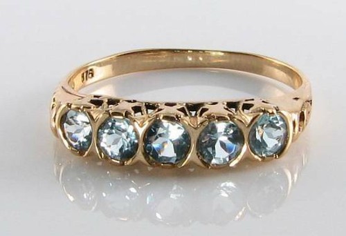 9ct gold aquamarine - 9k,
