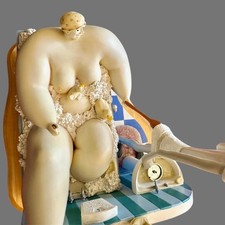 Sarah Szikora,  Surreal