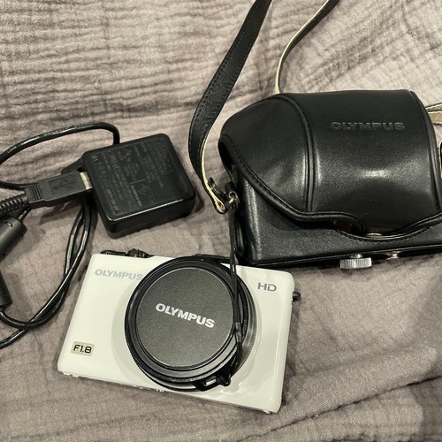 Olympus white compact - xz-1,