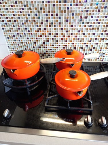 Pieces creuset cast iron - 6,