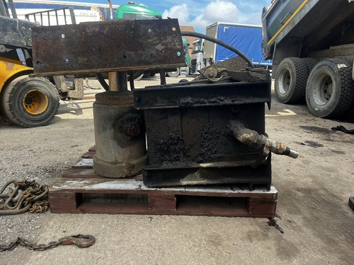 8x4 hydraulic bottle tipping - hydraulic,