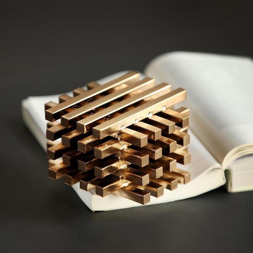 Designer large gold metal - large,