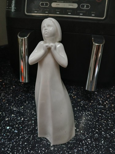 Royal doulton images figurine - royal,