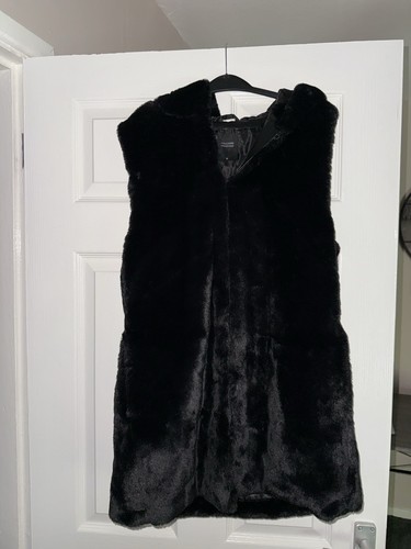 Black faux fur hooded gilet - black,