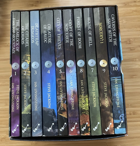 Fighting fantasy book box - fighting,