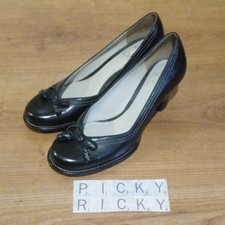 Clarks Black Leather Court