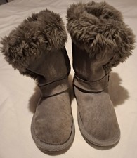 Next Girls Grey Boots. Size 1 Uk. Buckle Detail. Fur. Good Condition.