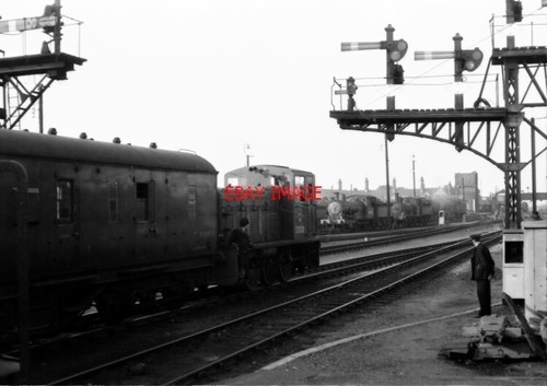 Photo class shunter d2028 - ,