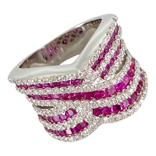 Ring white gold ruby - white, diamond