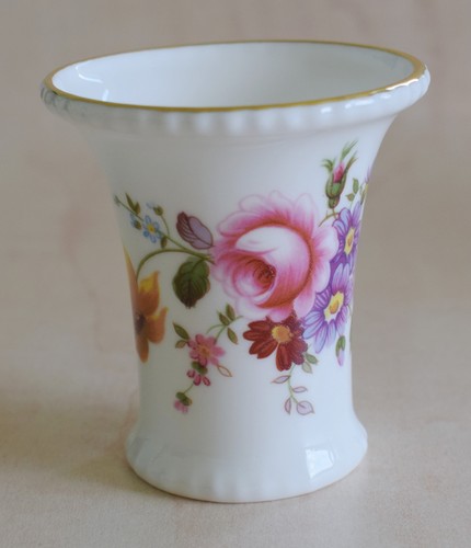 Royal crown derby posies - crown,