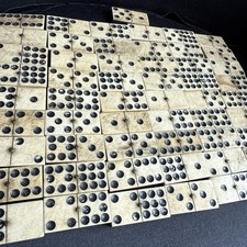 Double Nine Domino set 55 piece Bone & Ebony in good condition
