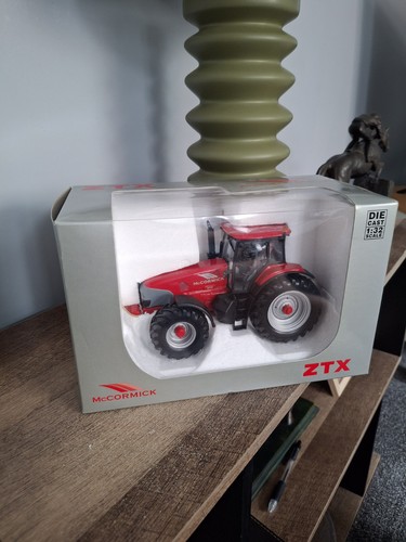 Mccormick ztx tractor - ,