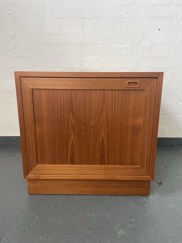1970s teak cabinet sejling - teak, by