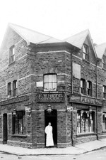 xqq-37 Shopfront, F. White