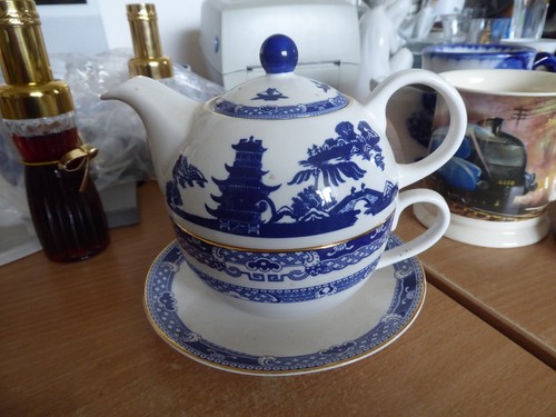 Ringtons one cup and saucer