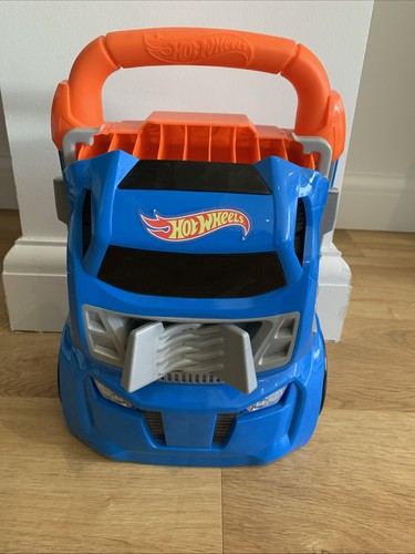 Hot wheels car case - wheels,
