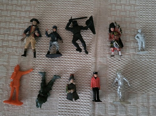 Toy soldiers scottish piper - 10,