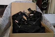 Joe Brown's boots size 8
