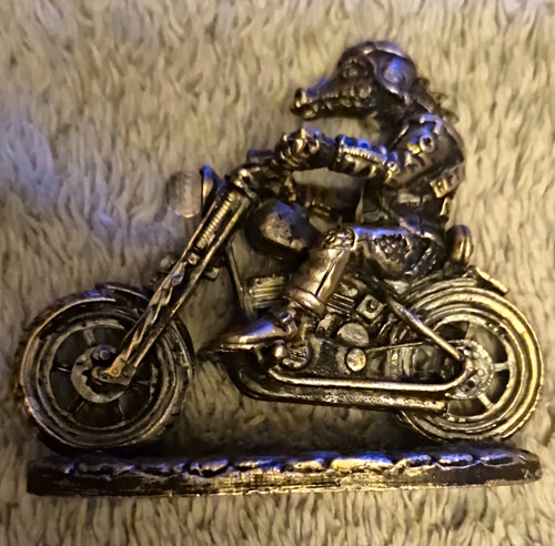 Max leach the biker - leach, pewter
