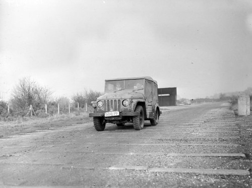Austin champ 1952 advertising - champ,