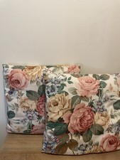 Pair of vintage floral