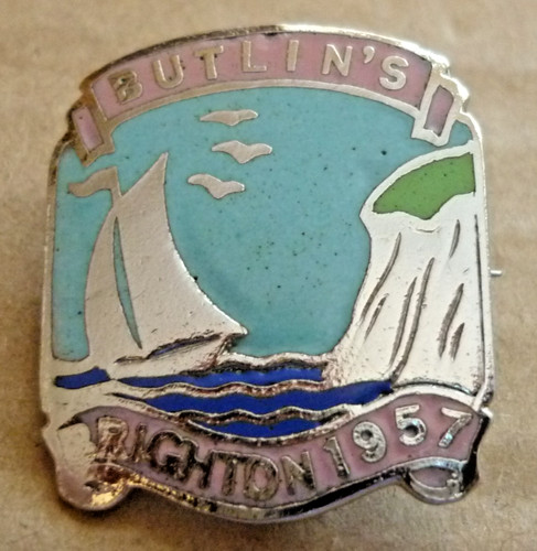Vintage enamel badge butlins - badge,