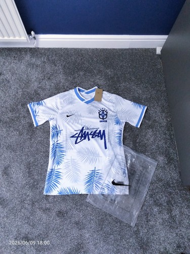 Mens blue and white stussy - white,