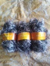 3 X 50g Sirdar Foxy Chinchilla