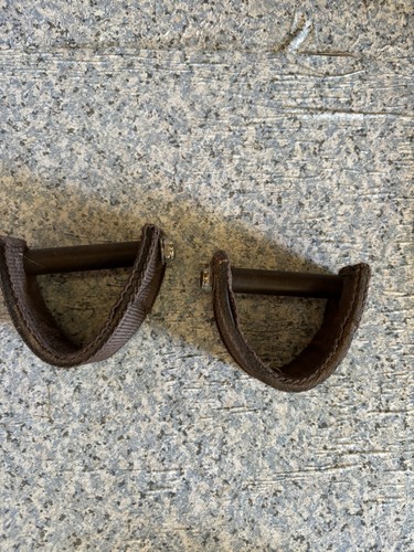 Western stirrup turners - western,