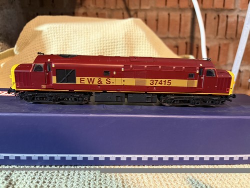 Vitrains v2074 class 4 - vitrains, 37/4