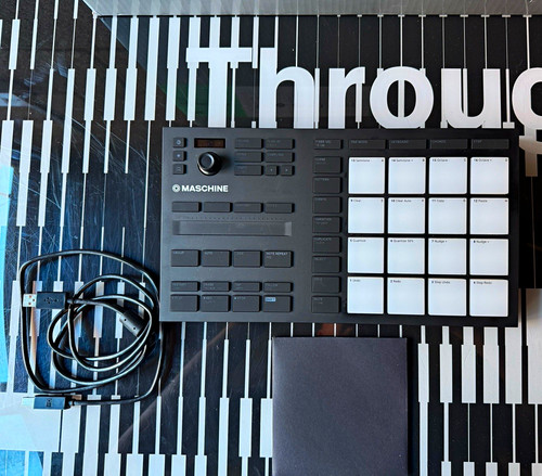 Native instruments maschine - instruments,