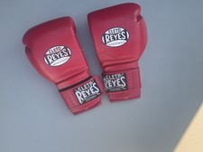 Cleto Reyes Red Boxing Gloves