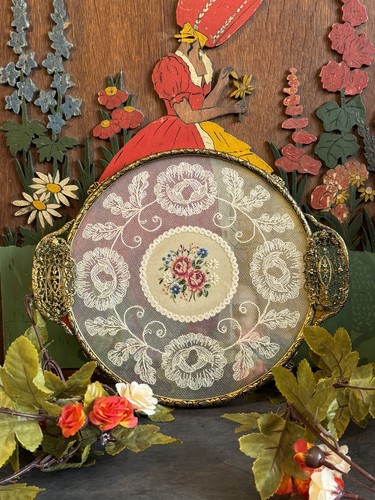 Vintage round embroidery lace - vintage,