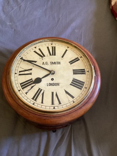 Fusee wall clock with - wall,