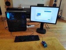 Asus gaming pc bundle, with monitor, keyboard and mouse.
