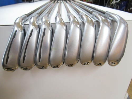Taylormade iron set 8pcs - m2,