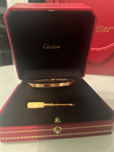 Immaculate gold cartier - gold, love