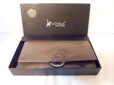 NICE LARGE CATWALK GREY LEATHER LADIES WALLET/PURSE - NEW IN BOX