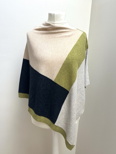 White stuff poncho - one, size
